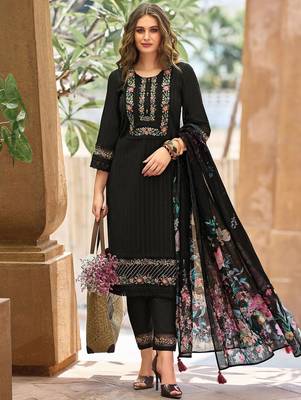 Women Floral Regular Thread Work Linen Kurta with Trousers & With Dupatta 2
