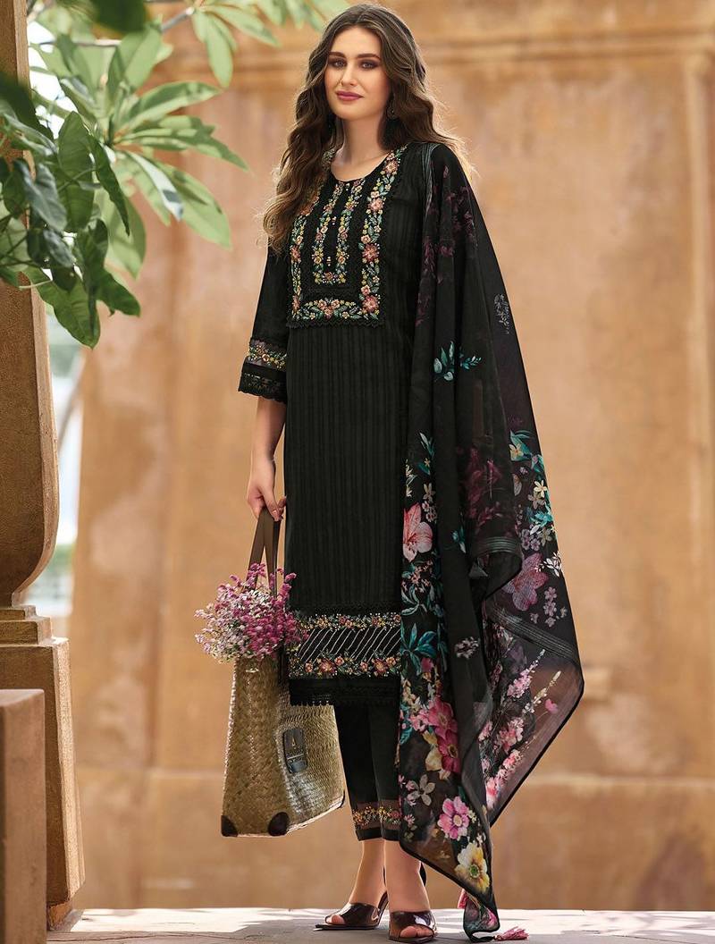 Women Floral Regular Thread Work Linen Kurta with Trousers & With Dupatta