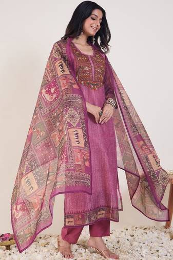 Embroidered Round Neck Thread Work Chanderi Cotton Kurta With Trousers & Dupatta