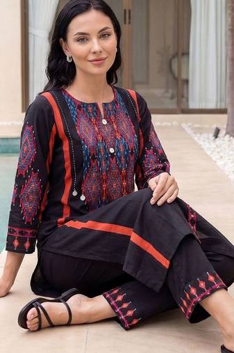 Women Printed Regular  Cotton Kurta with Trousers