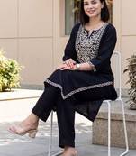 Women Ethnic Motifs Embroidered Regular Thread Work  Cotton Kurta with Trousers