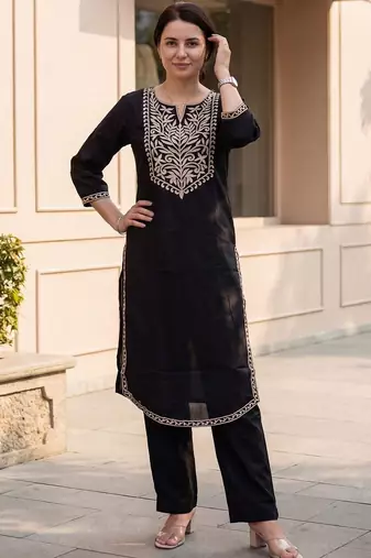 Women Ethnic Motifs Embroidered Regular Thread Work  Cotton Kurta with Trousers