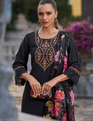 Floral Embroidered Regular Thread Work Pure Cotton Straight Kurta Set 2