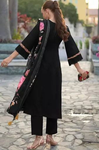 Floral Embroidered Regular Thread Work Pure Cotton Straight Kurta Set