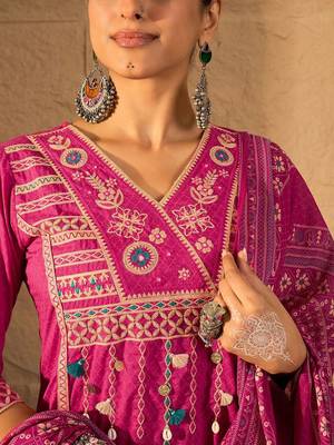 Embroidered V-Neck Pure Cotton Straight Kurta With Trousers And Dupatta 2