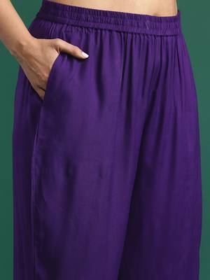 Plus Size Thread Work Kurta with Palazzos 3