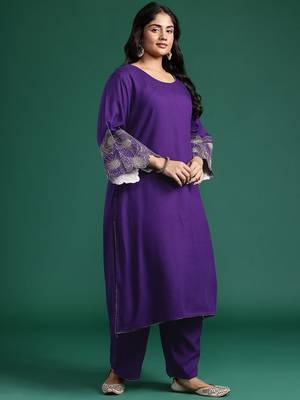 Plus Size Thread Work Kurta with Palazzos 5