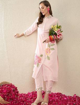 Women Floral Embroidered Regular Thread Work  Cotton Kurta with Trousers 1