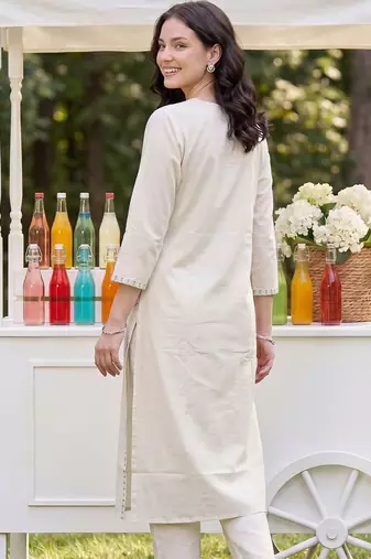 Women Floral Embroidered Regular Thread Work Pure Cotton Kurta with Trousers