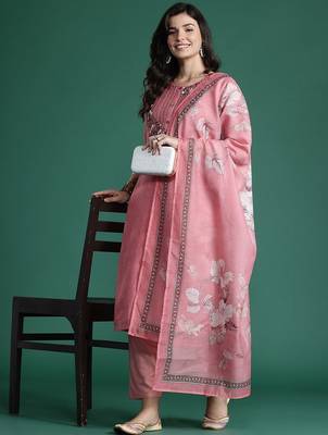 Floral Embroidered Thread Work Chanderi Silk Kurta with Trousers & With Dupatta 8