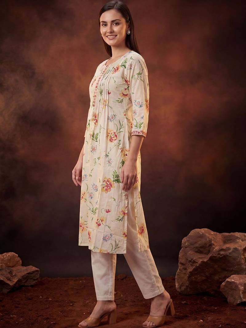 Women Floral Printed Pleated Thread Work  Cotton Kurta with Trousers & With Dupatta