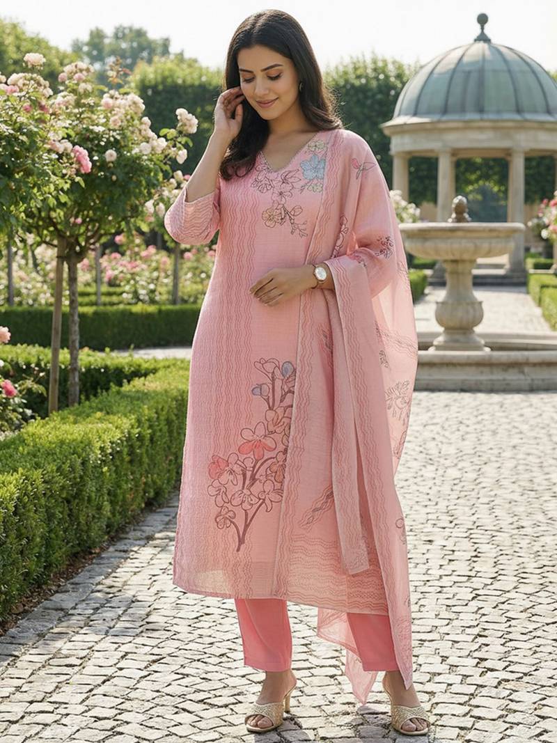 Women Floral Printed Regular Kurta with Trousers & With Dupatta