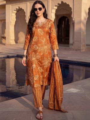 Women Floral Printed Regular Thread Work Kurta with Trousers & With Dupatta 1