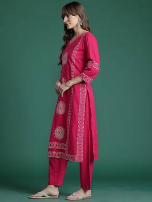 Ethnic Motifs Printed Panelled  Cotton Kurta with Trousers & With Dupatta 6