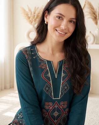 Women Ethnic Motifs Embroidered Regular Thread Work Pure Cotton Kurta with Trousers & With Dupatta 3
