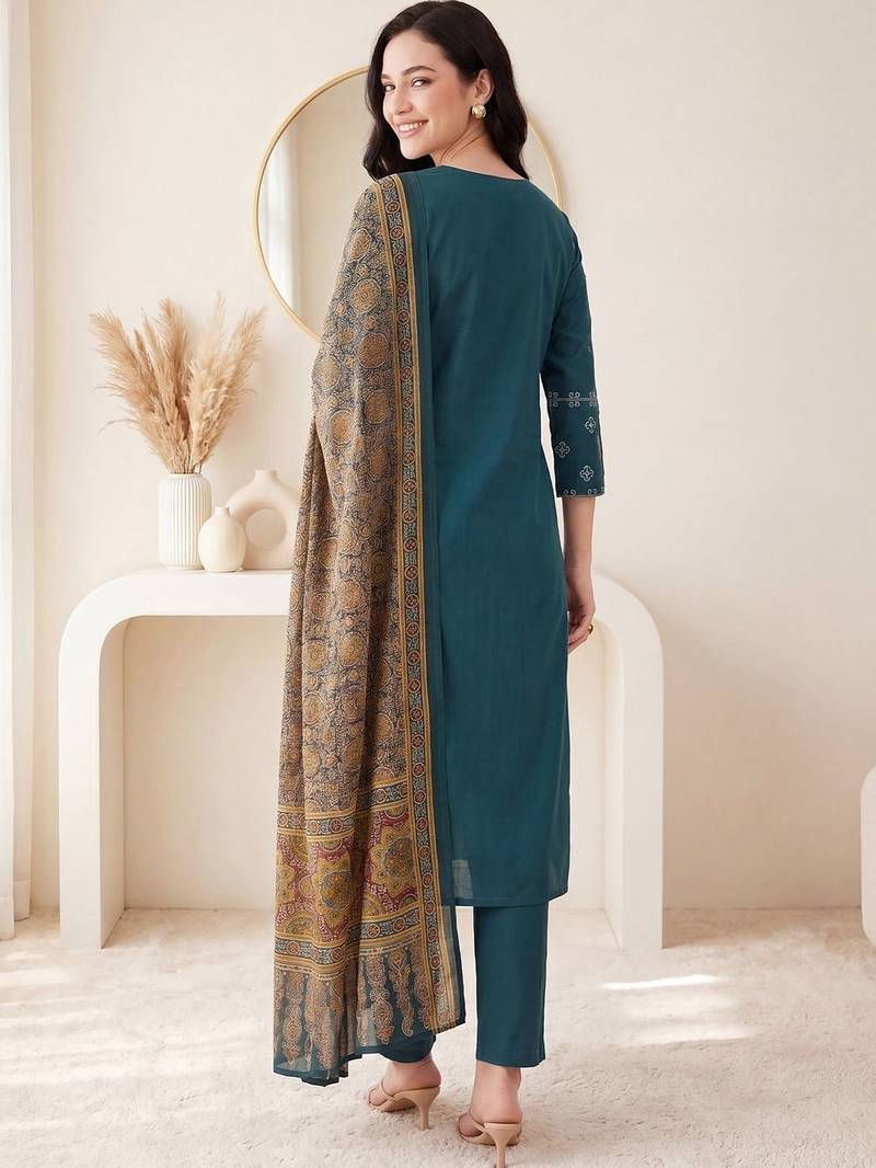 Women Ethnic Motifs Embroidered Regular Thread Work Pure Cotton Kurta with Trousers & With Dupatta