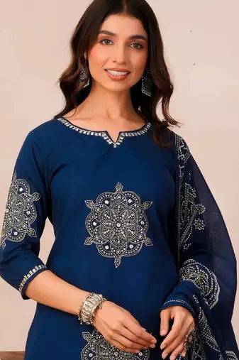 Women Ethnic Motifs Printed Regular Sequinned  Cotton Kurta with Trousers & With Dupatta