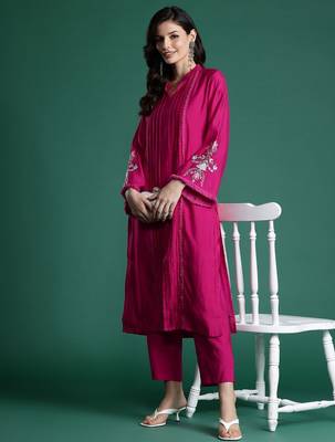 Embroidered Panelled Kurta with Trousers 1