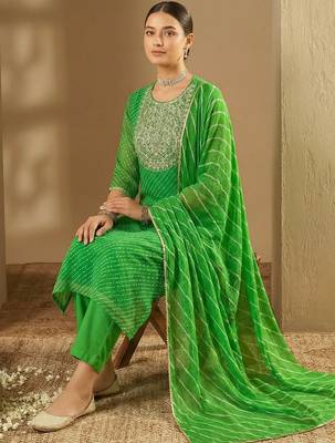 Women Ethnic Motifs Regular Thread Work Kurta with Trousers & With Dupatta 1