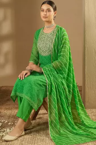 Women Ethnic Motifs Regular Thread Work Kurta with Trousers & With Dupatta