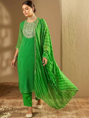 Women Ethnic Motifs Regular Thread Work Kurta with Trousers & With Dupatta 3