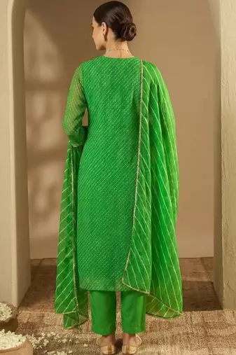 Women Ethnic Motifs Regular Thread Work Kurta with Trousers & With Dupatta