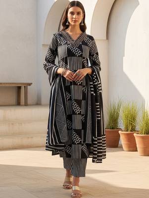 Women Printed Regular  Cotton Kurta with Trousers & With Dupatta 1