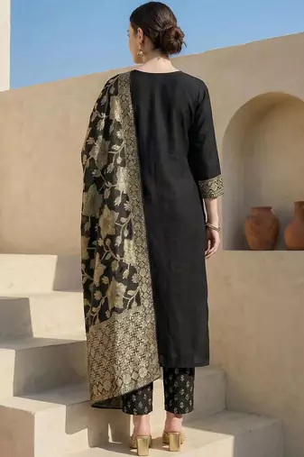 Women Ethnic Motifs Embroidered Regular Thread Work Kurta with Trousers & With Dupatta
