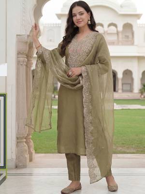 Women Ethnic Motifs Embroidered Regular Thread Work Kurta with Trousers & With Dupatta 2
