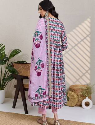 Women Floral Printed Empire  Cotton Kurta with Trousers & Dupatta 4