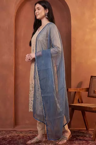Women Ethnic Motifs Embroidered Regular Thread Work Kurta With Trousers & Dupatta