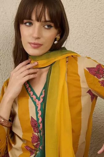 Women Tribal Striped Regular  Cotton Kurtas & Trousers With Dupatta