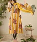 Women Tribal Striped Cotton Kurtas & Trousers With Dupatta