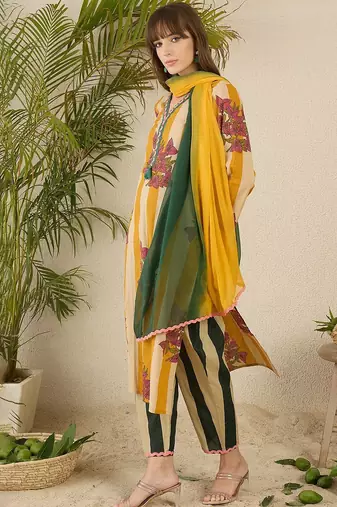 Women Tribal Striped Regular  Cotton Kurtas & Trousers With Dupatta