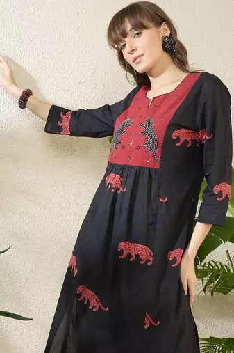 Women Animal Printed Tiered Thread Work Pure Cotton Kurta with Trousers