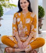 Ethnic Motifs Printed Regular  Cotton Kurta with Trousers