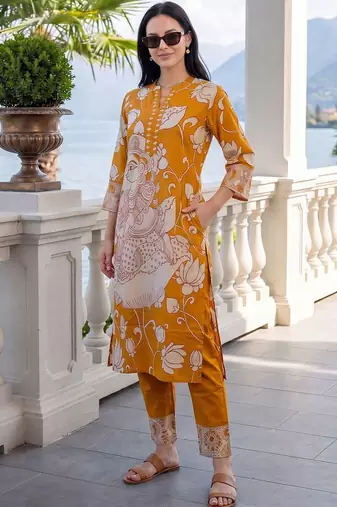 Ethnic Motifs Printed Regular  Cotton Kurta with Trousers