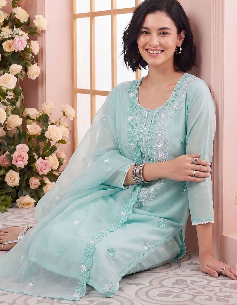 Women Ethnic Motifs Embroidered Regular Thread Work Kurta with Trousers & With Dupatta