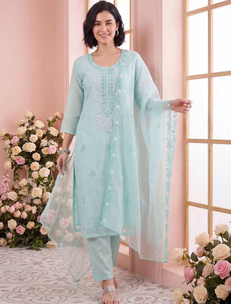 Women Ethnic Motifs Embroidered Regular Thread Work Kurta with Trousers & With Dupatta