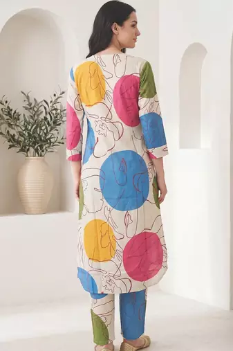 Women Printed Regular  Cotton Kurta with Trousers
