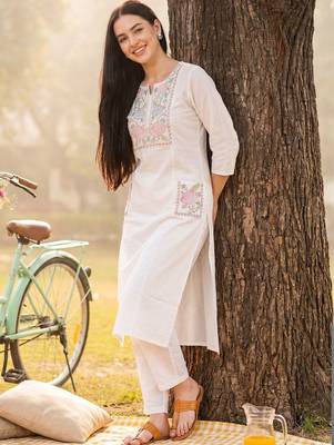 Women Floral Embroidered Regular Thread Work Pure Cotton Kurta with Trousers 1