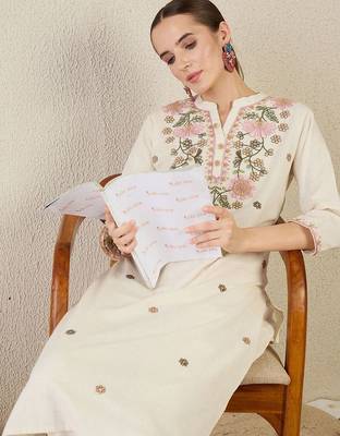 Women Floral Embroidered Regular Thread Work  Cotton Kurta with Trousers 4