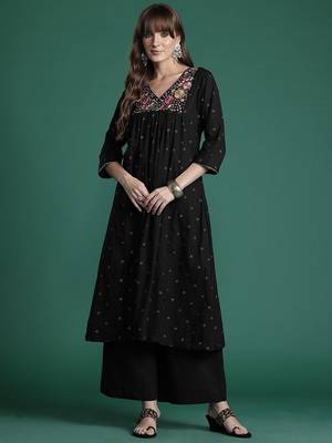 Floral Embroidered Empire Thread Work  Cotton Kurta with Palazzos 4