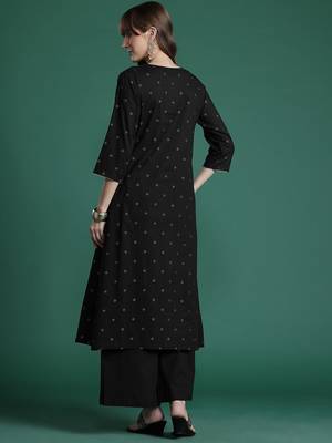 Floral Embroidered Empire Thread Work  Cotton Kurta with Palazzos 6
