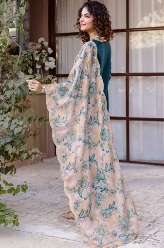 Women Floral Embroidered Regular Thread Work Kurta with Patiala & With Dupatta