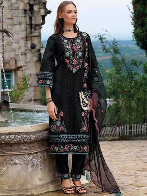 Floral Embroidered Tie-Up Neck Thread Work Straight Kurta With Trousers & Dupatta 2