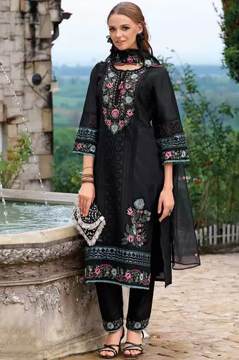 Floral Embroidered Tie-Up Neck Thread Work Straight Kurta With Trousers & Dupatta