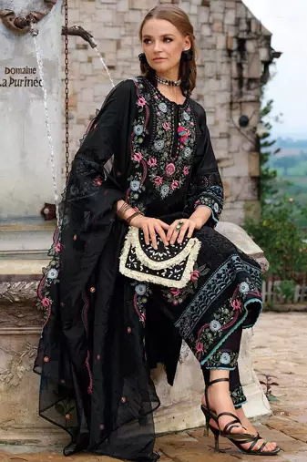 Floral Embroidered Tie-Up Neck Thread Work Straight Kurta With Trousers & Dupatta