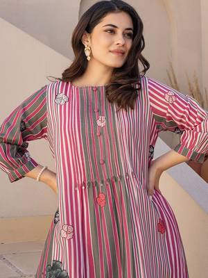Striped A-Line Pure Cotton Kurta With Trousers 6