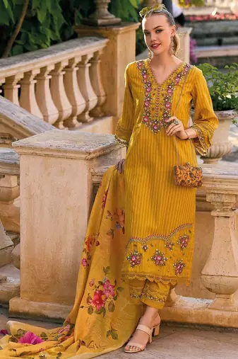 Floral Embroidered Regular Thread Work  Cotton Kurta with Trousers & Dupatta